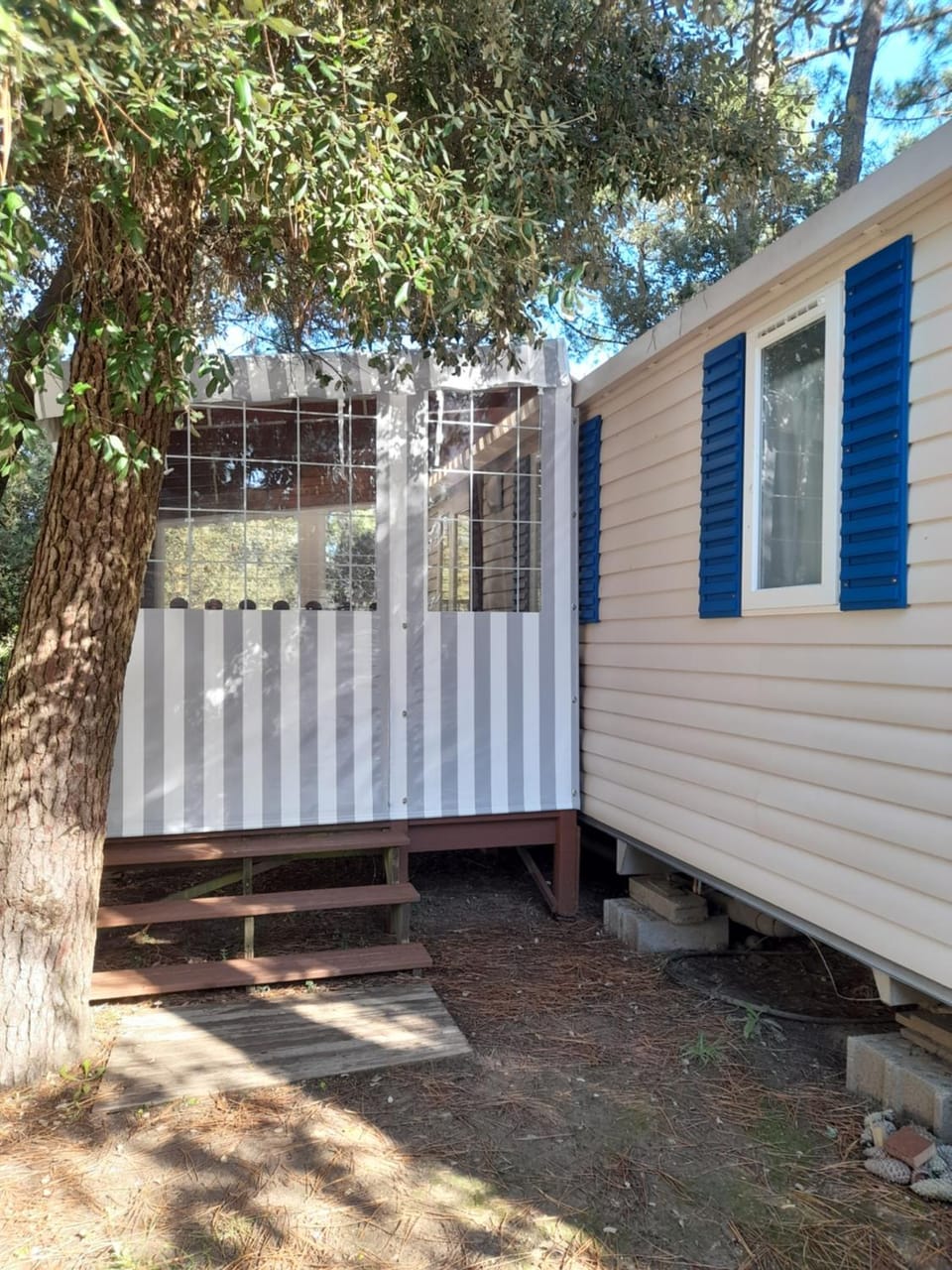 Mobilhome Campground/ 
RV Resort in Les Mathes