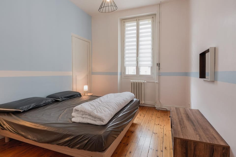 Living room, Bedroom