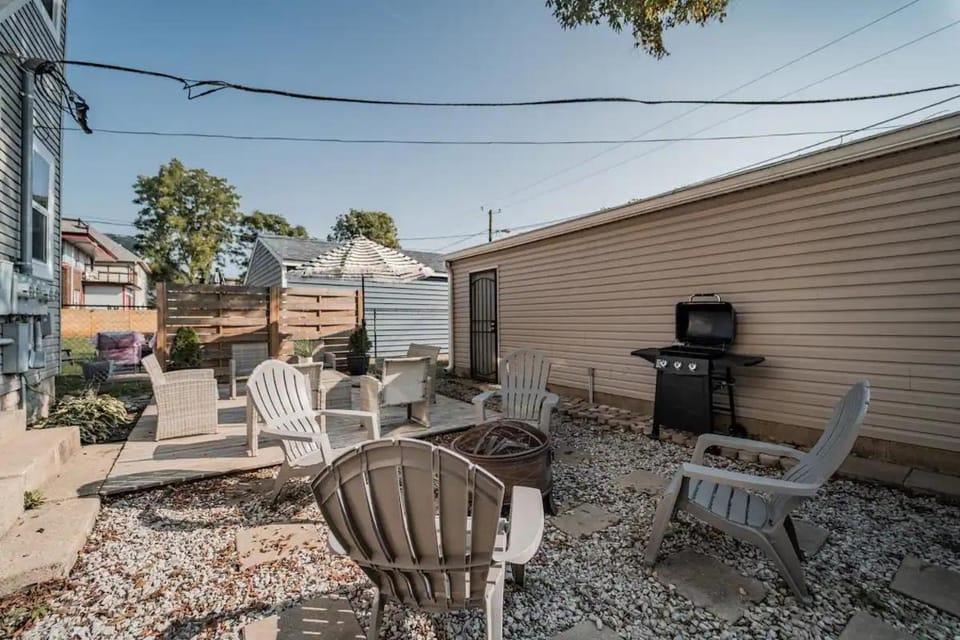 Combined 3rd & 4th unit Apartment in Indianapolis
