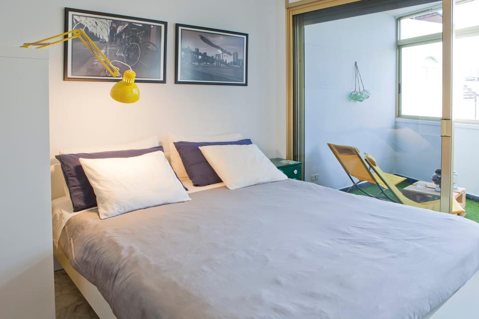 Bed, Balcony/Terrace, Bedroom