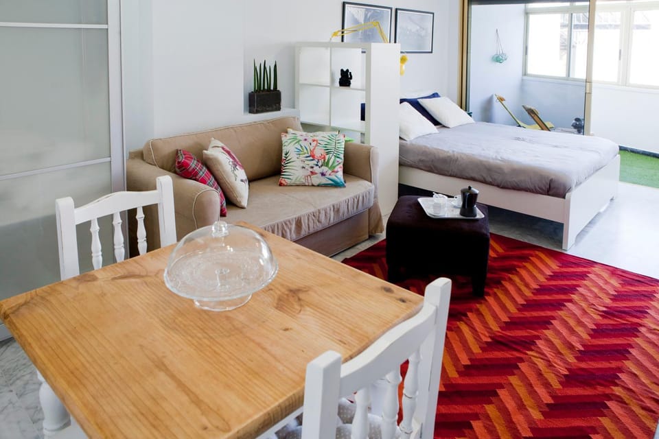 Garden, TV and multimedia, Coffee/tea facilities, Balcony/Terrace, Living room, Dining area, Bedroom