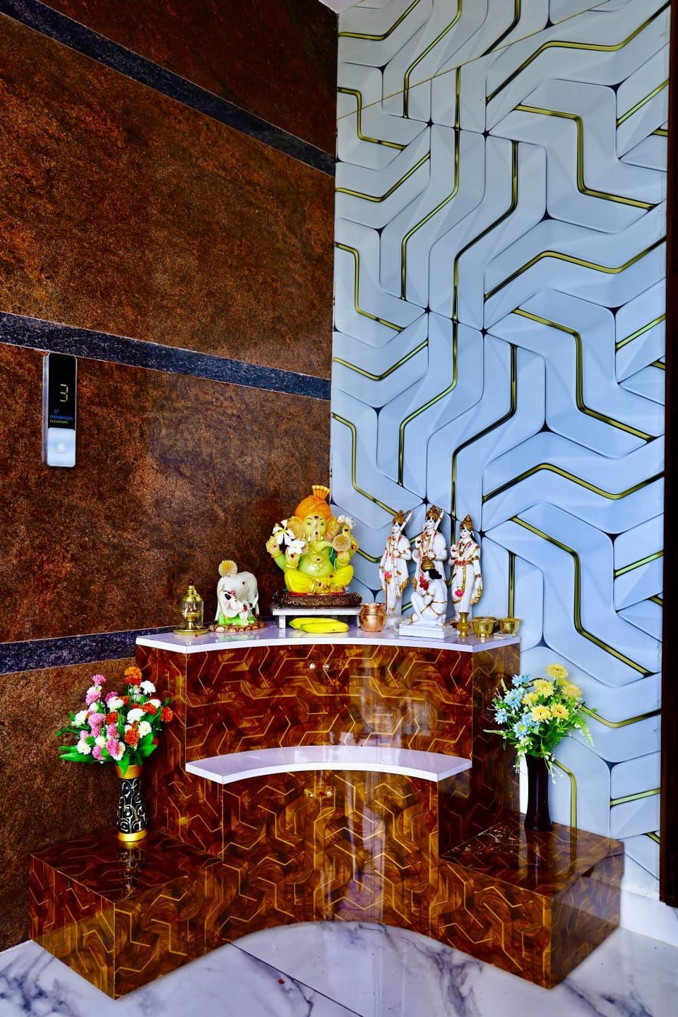 Property building, Lobby or reception, Decorative detail