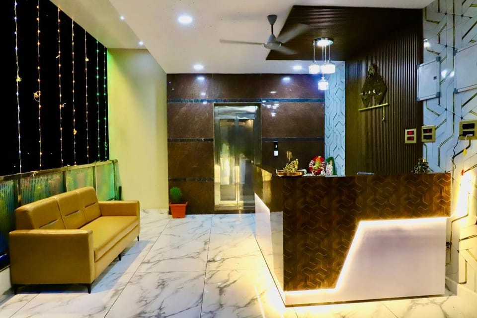 Property building, Seating area