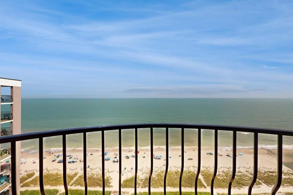 Coastal Living Retreat Apartment in Myrtle Beach