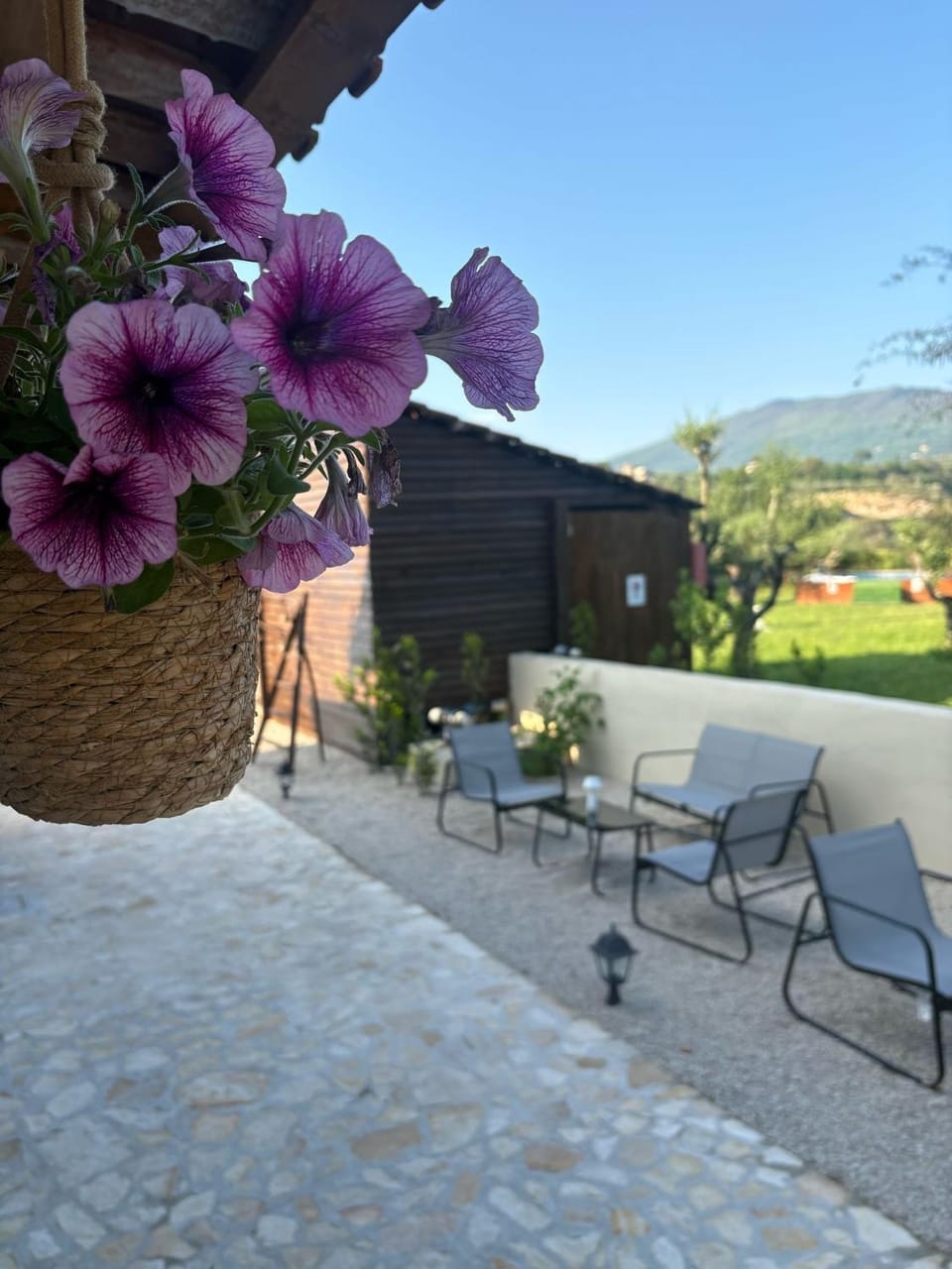Spring, Garden, Garden view, Mountain view