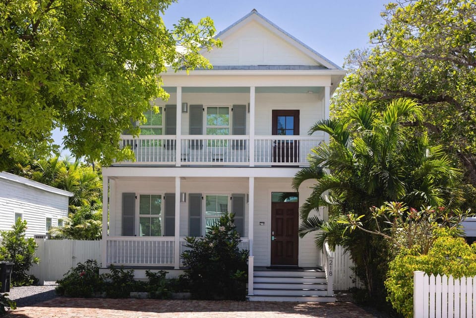 Rigby House - Brand New with Private Pool House in Key West