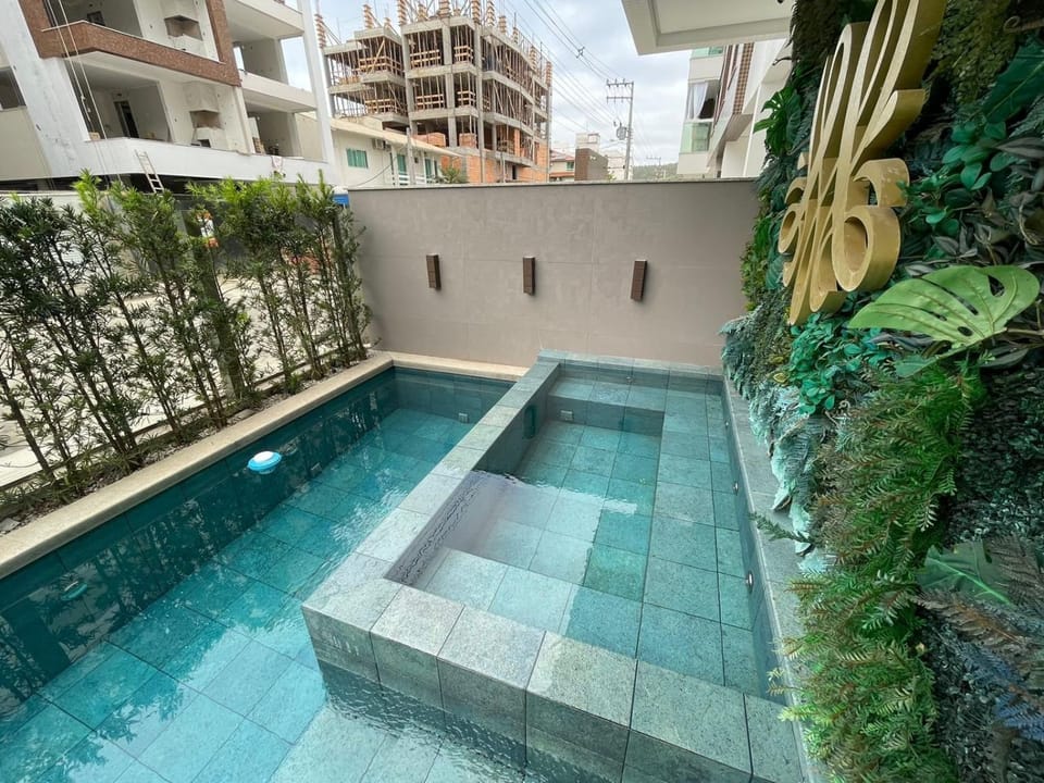 Cód 70 - Apartamento á 280m do mar Apartment in Florianopolis