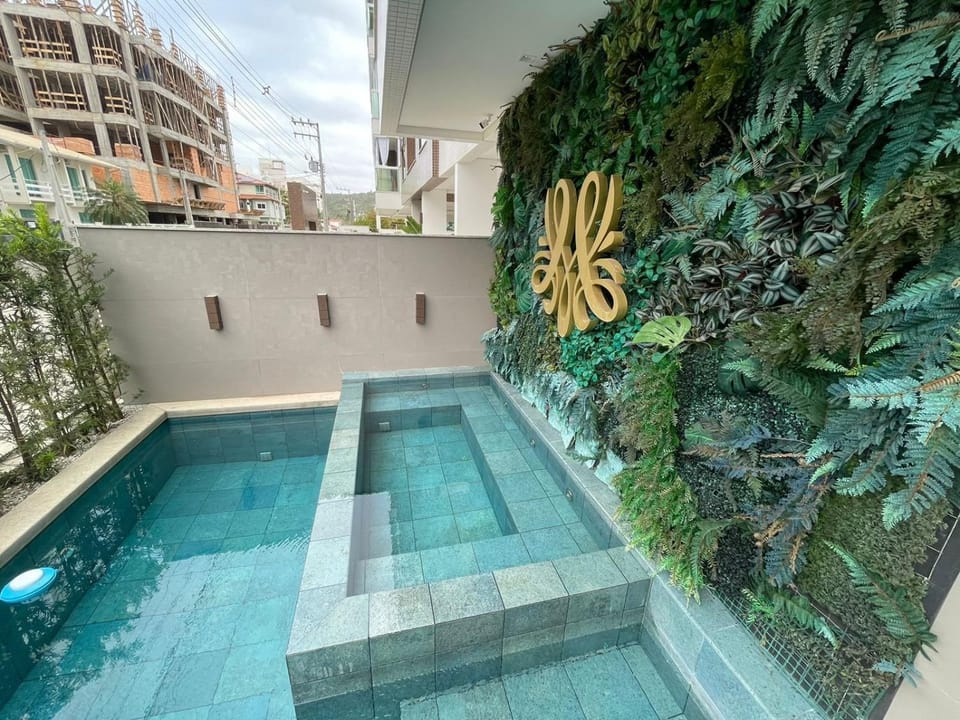Cód 70 - Apartamento á 280m do mar Apartment in Florianopolis