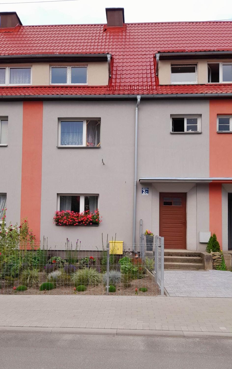 Property building, Street view