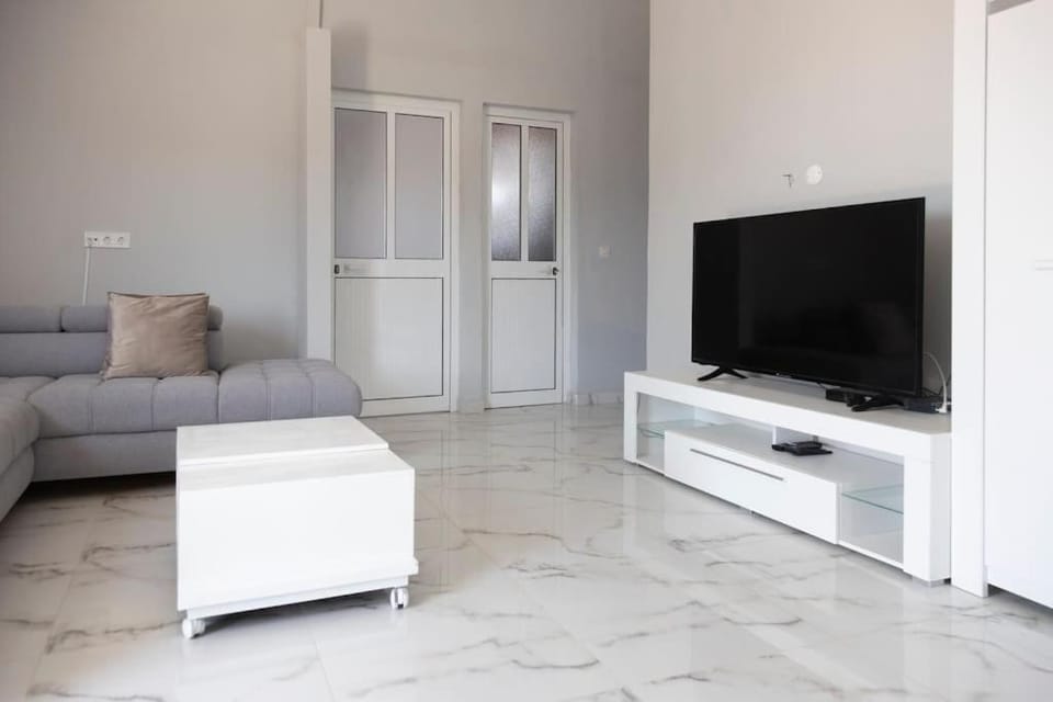 2 bdr cozy apartment in city center, Wifi - LCGR Apartment in Cape Verde