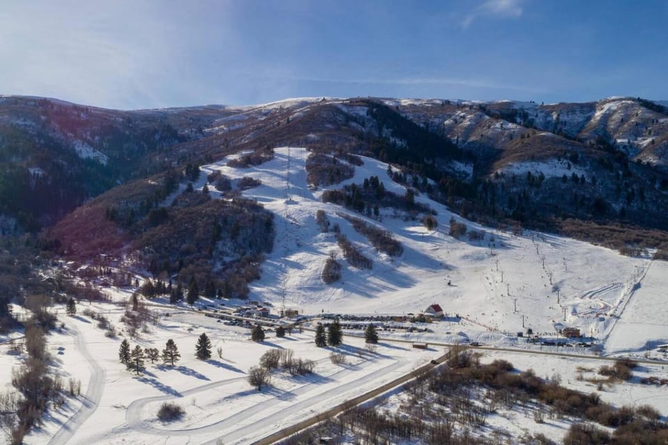 Off site, Skiing