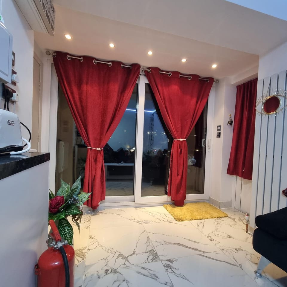 Patio, Balcony/Terrace, Living room, Seating area
