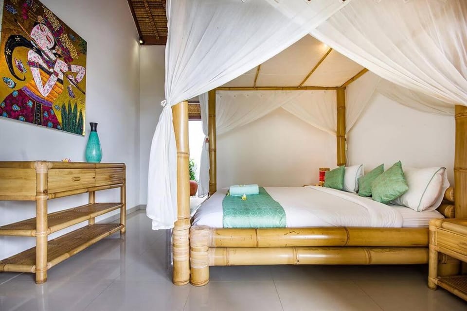 Manava Villa - 2 bd, infinity pool & tropical garden - Uluwatu Villa in Bali