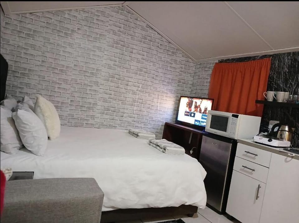 Mimis Cozy Cabin Cabin in Sandton