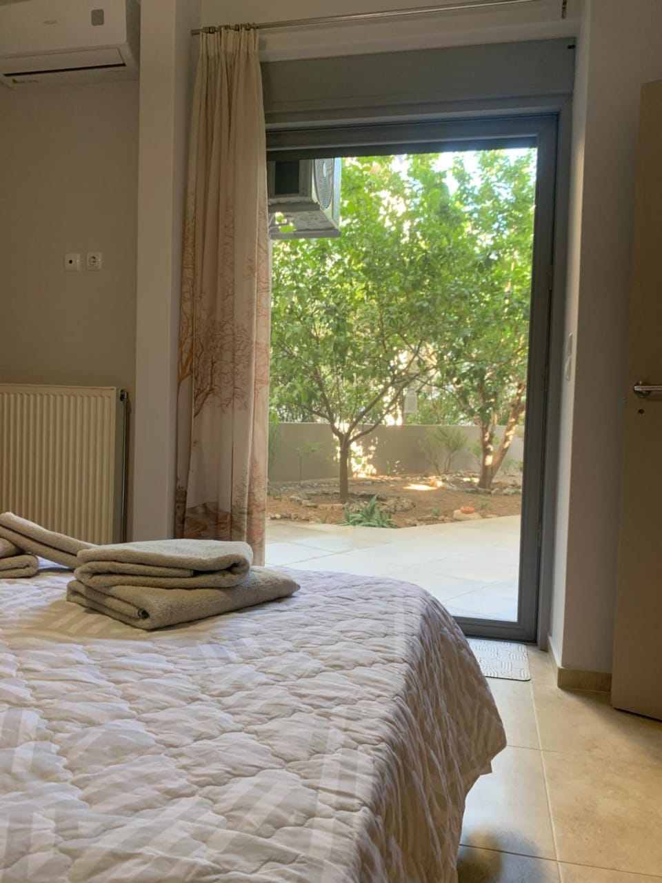 Balcony/Terrace, Bedroom, towels