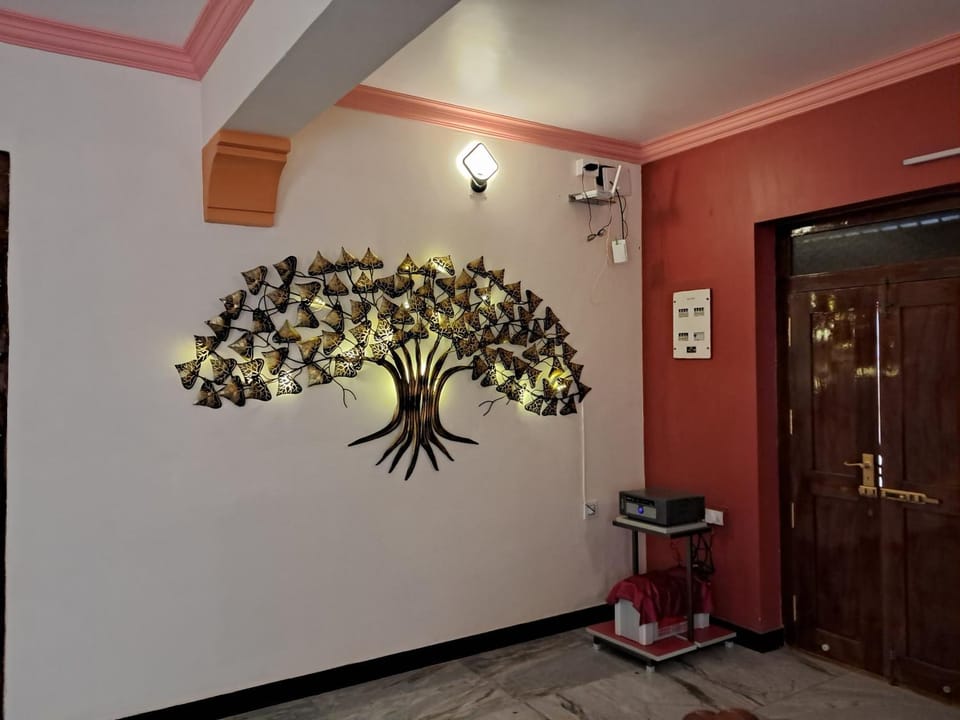 3B2HK Orange Homestay - near Big Temple Villa in Tamil Nadu
