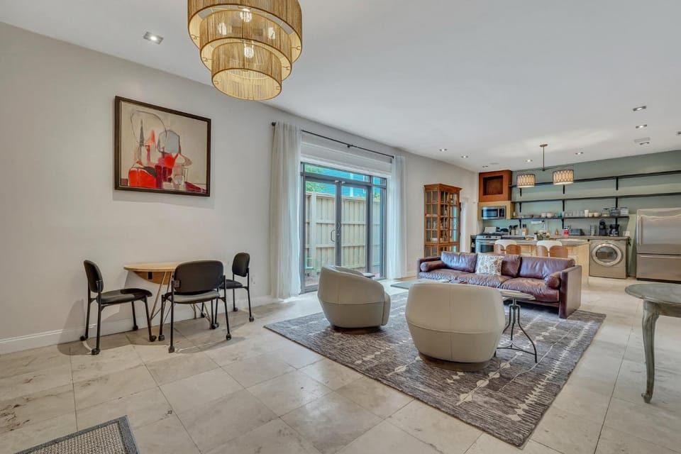 Living room, Seating area, Dining area