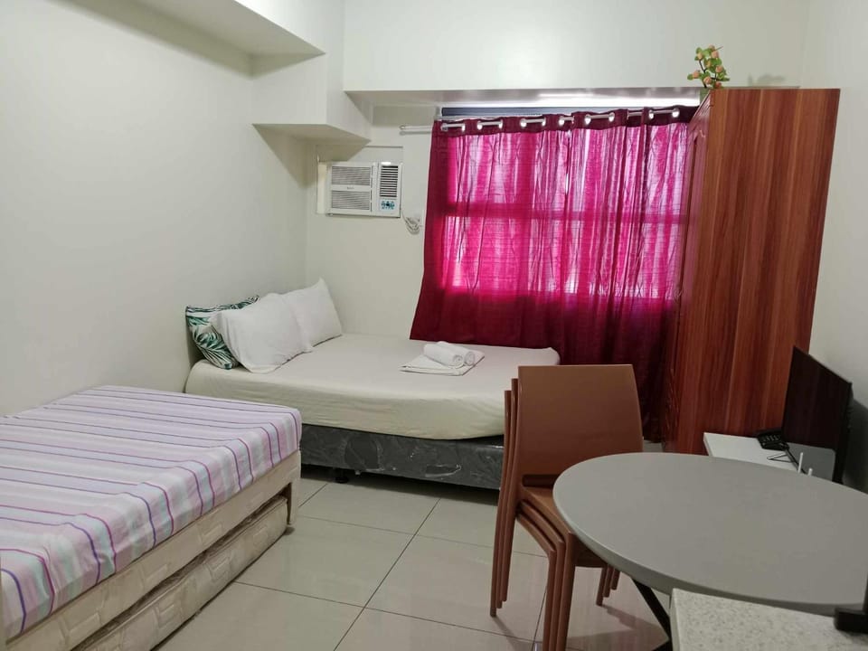 CEBU BUDGET STAY at HORIZONS 101 by Coleen Bedsit Apartment in Lapu-Lapu City