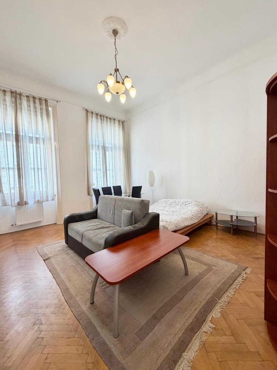 E13 Apartment - close to New York Palace Apartment in Budapest