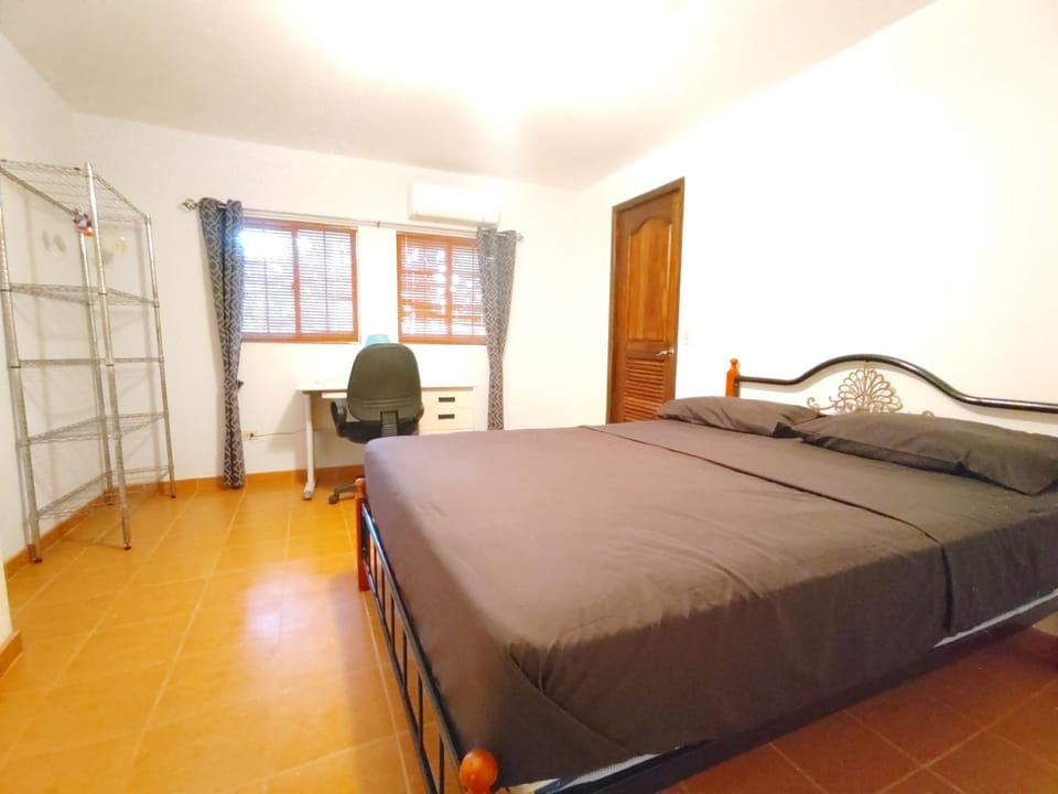 Bed, Seating area, Bedroom, wardrobe