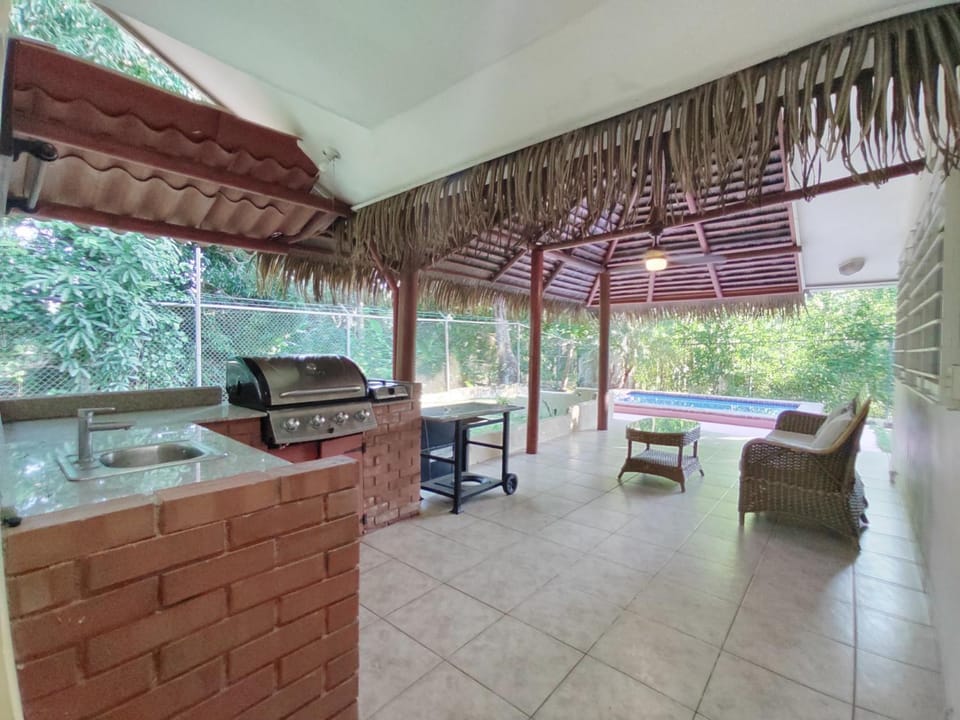 Patio, Off site, BBQ facilities, BBQ facilities, Balcony/Terrace, Balcony/Terrace, Kitchen or kitchenette, Pool view, Pool view, Swimming pool