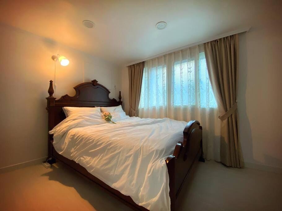 House for large families, metro 2min, #security Villa in Seoul