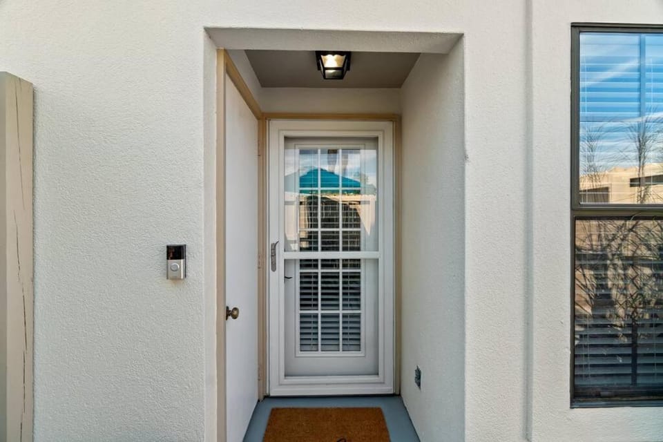 Renovated Townhome 5 mins walk to Beach, in the best resort in PCB, Horizon South House in Panama City Beach