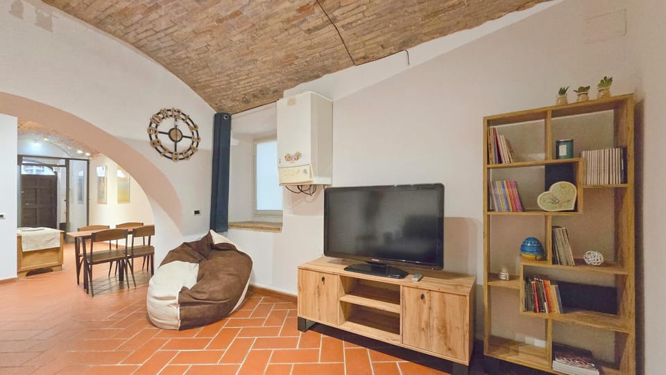 Library, TV and multimedia, Seating area, Evening entertainment