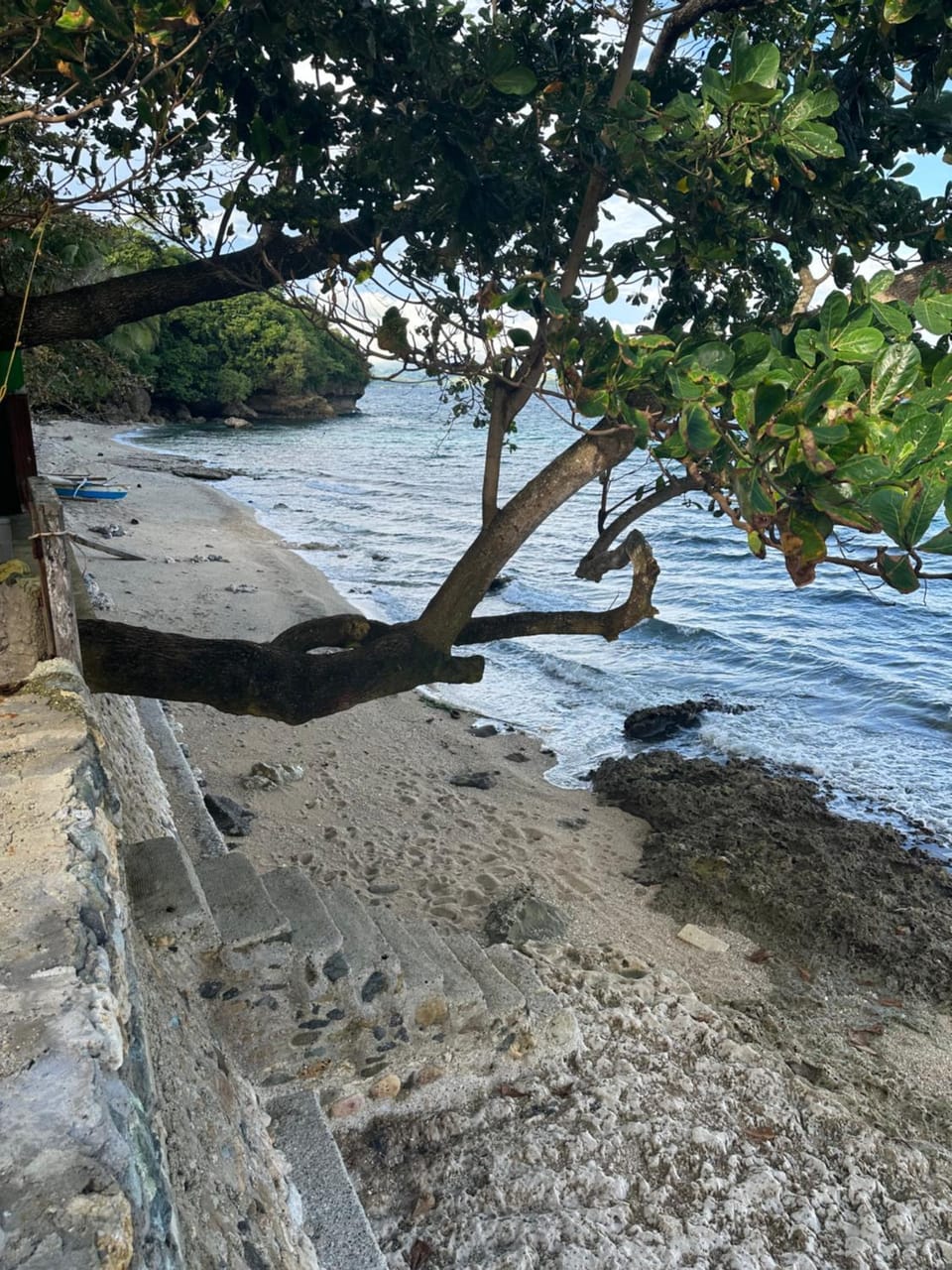 Tubod Mar Terraza 3 bedrooms and basement up to 18 pax House in Central Visayas