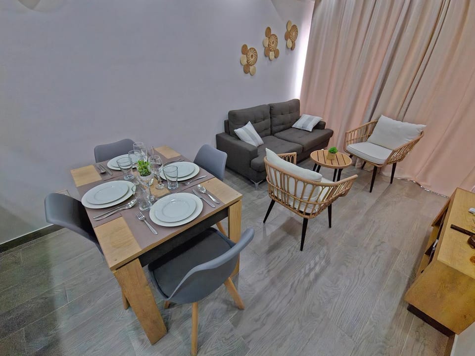 Living room, Seating area, Dining area, air conditioner, air conditioner