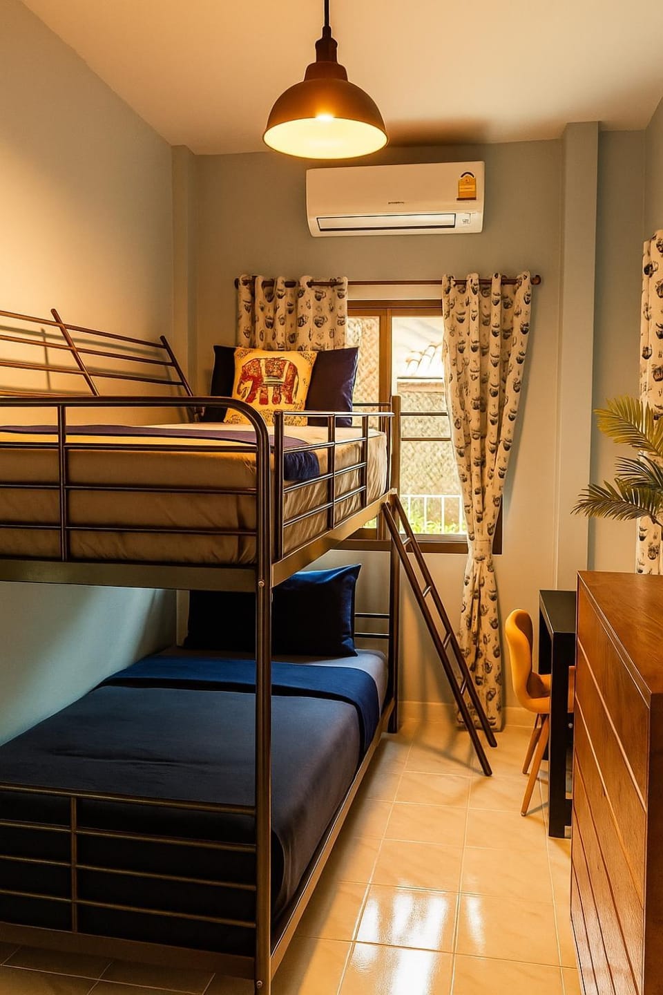 Entire Home with King Bed House in Thailand