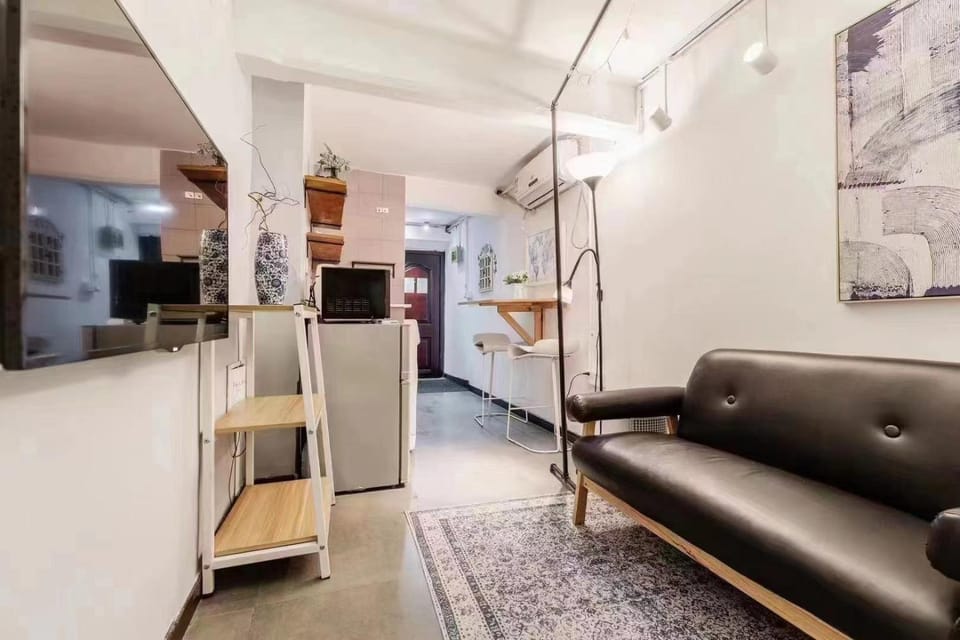 TV and multimedia, Seating area