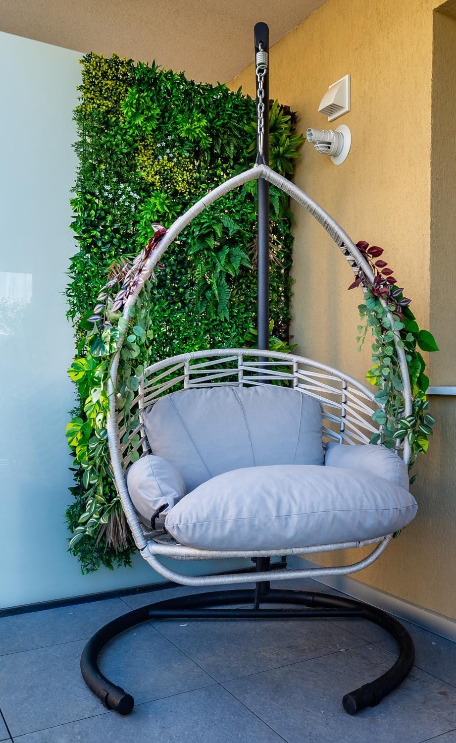 Natural landscape, Garden, Coffee/tea facilities, View (from property/room), View (from property/room), Balcony/Terrace, Seating area, Garden view, Mountain view, Seasons, Location, Sunrise, Sunset, furniture, sunbed, elevator