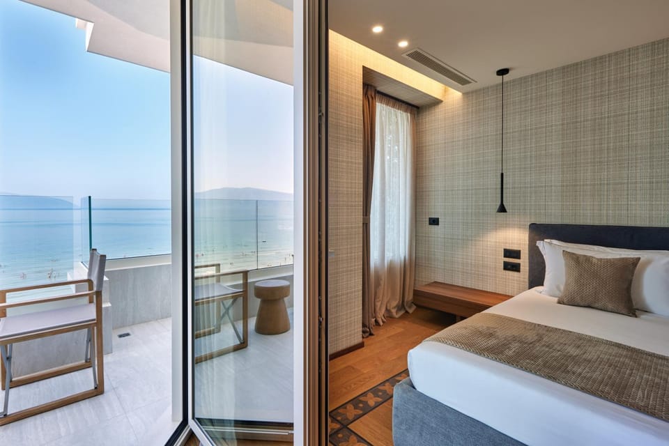 View (from property/room), Balcony/Terrace, Sea view