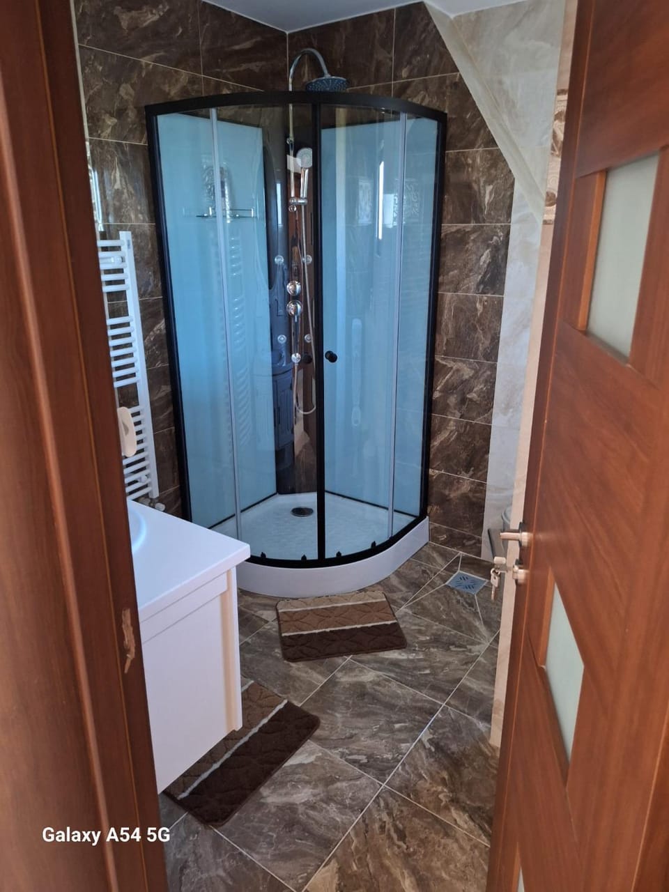 Cabana iris- dotata cu ciubar si sauna House in Romania
