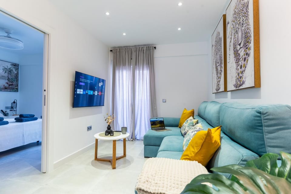 TrendyHomes Oasis Pantera Apartment in Almería