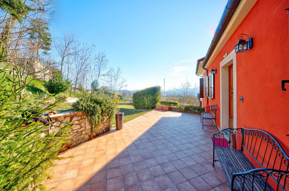 Patio, Facade/entrance, Balcony/Terrace