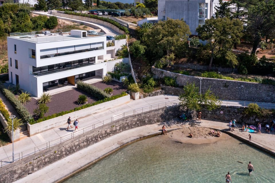 Property building, Day, People, Beach, Sea view