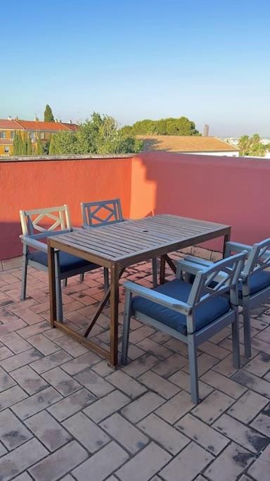 Patio, View (from property/room), Balcony/Terrace