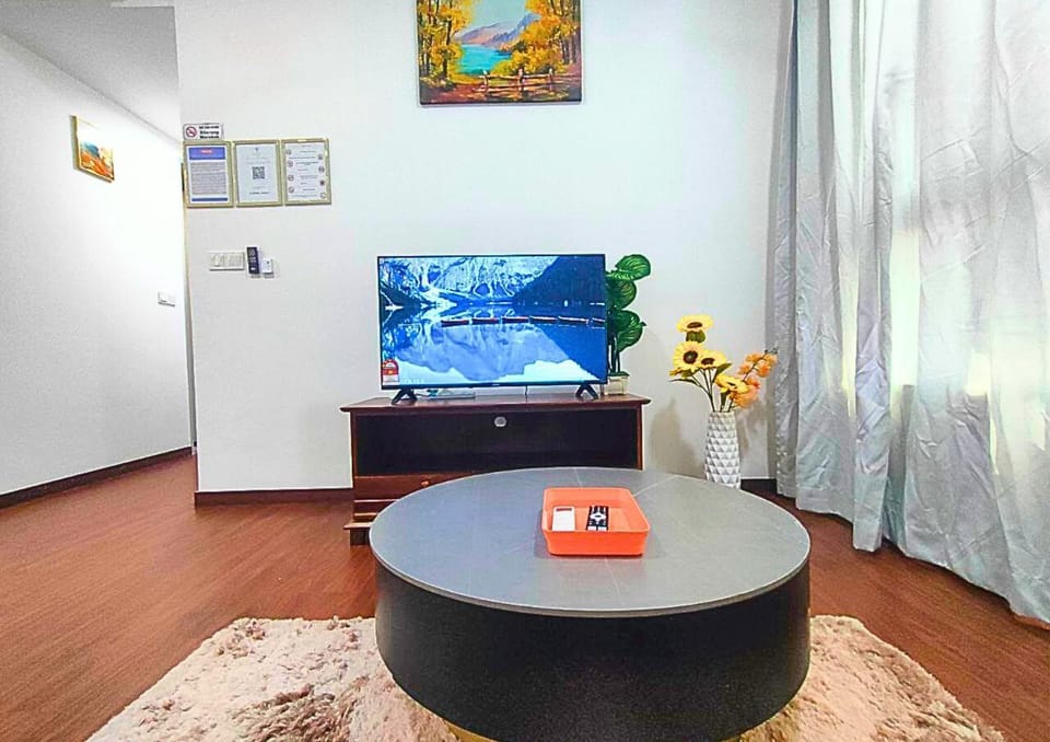 Communal lounge/ TV room, TV and multimedia, Evening entertainment