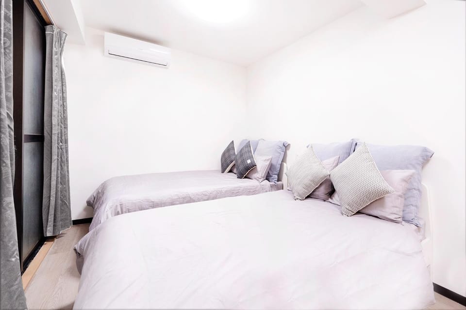 CG Charming Guesthouse in the Heart of Okubo 丶Steps to Metro and Convenient Travel! YoE4 Apartment in Shinjuku