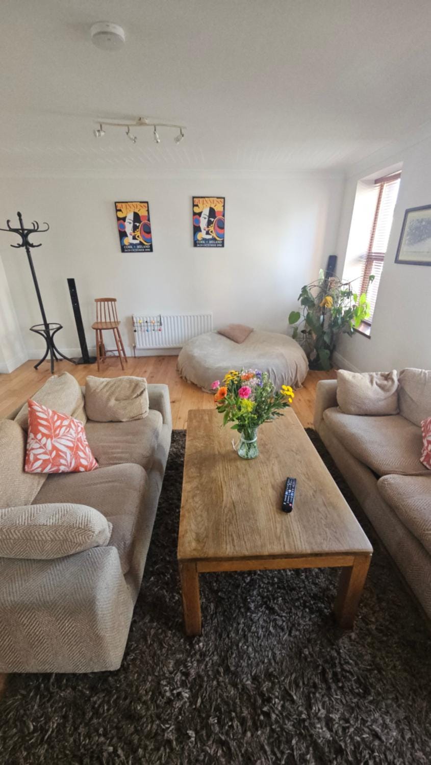 Spacious 3-Bedroom Apartment in Vibrant Dublin 8 Apartment in Dublin