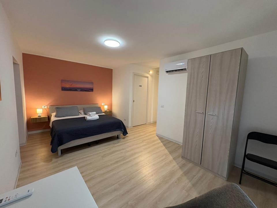 Bedroom, locker, wardrobe, air conditioner