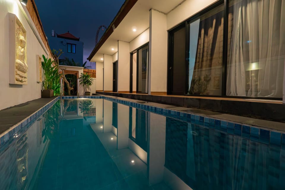 Property building, Swimming pool