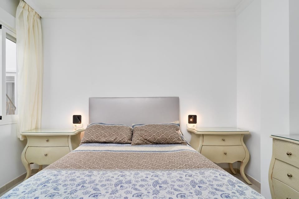Living room, Bedroom