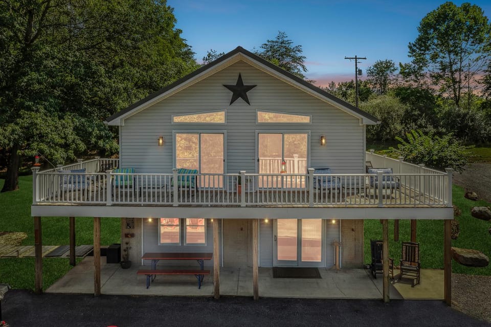 Property building, Balcony/Terrace