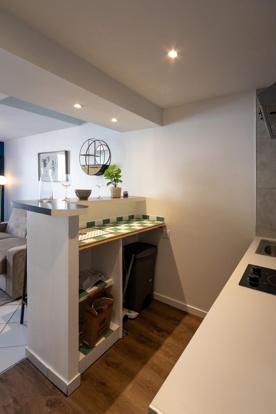 Kitchen or kitchenette