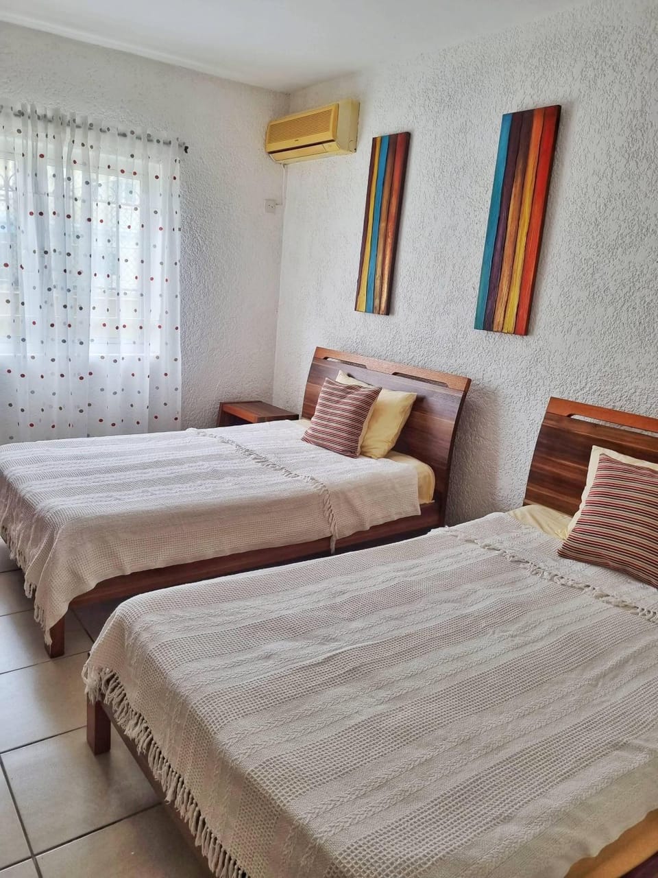 Bed, Bedroom, air conditioner