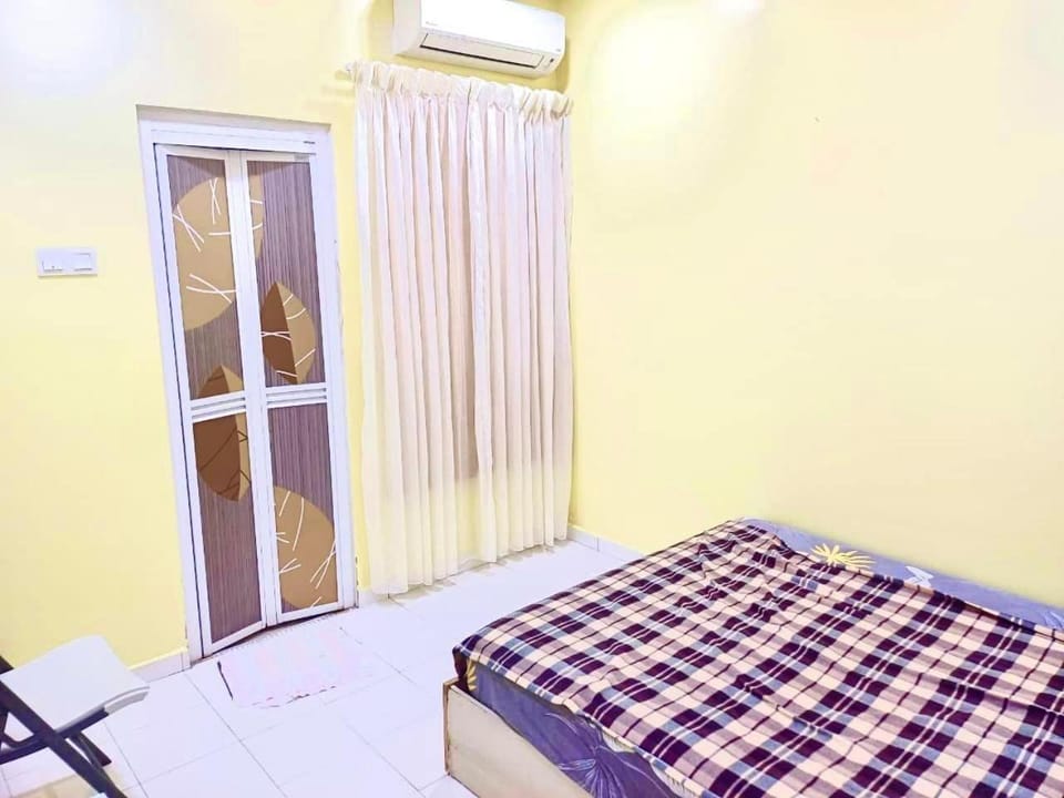 Bedroom, air conditioner