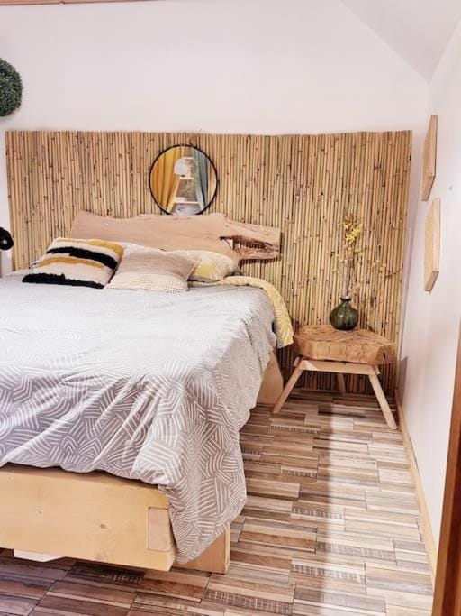 Petite Gîte Atypique chez sam est gael Apartment in Auvergne-Rhône-Alpes